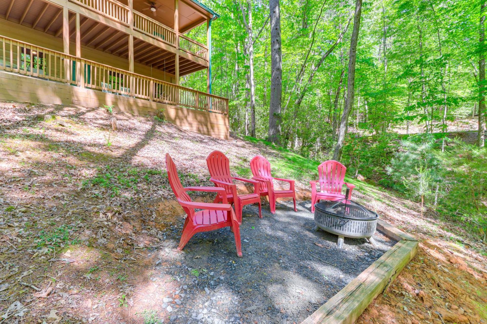 Lakeside Cabin Game Room, Dock, Orchard, Wineries Ellijay Exteriér fotografie