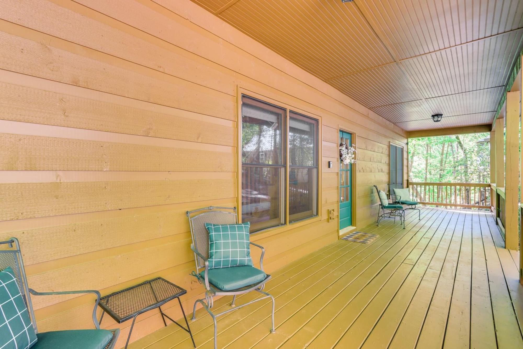 Lakeside Cabin Game Room, Dock, Orchard, Wineries Ellijay Exteriér fotografie
